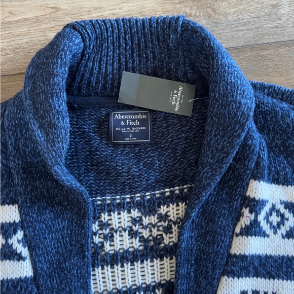 Abercrombie & Fitch Holiday Christmas Cardigan Sweater size Small NEW! - Picture 5 of 12